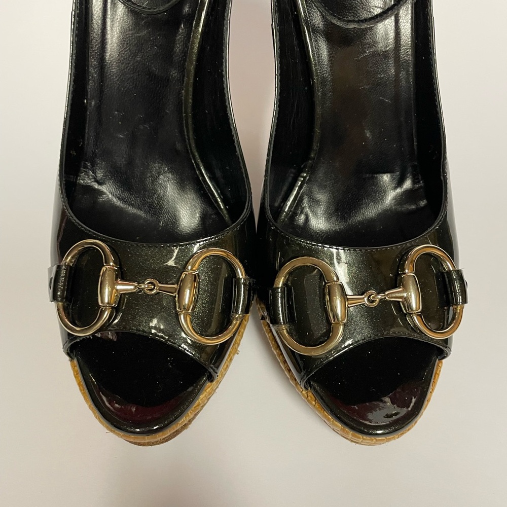 Gucci patent leather ankle strap Black Wedge Sandals pumps heels 6.5 B - Picture 5 of 10